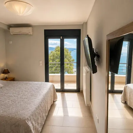 Lägenhet Alia Beachfront Penthouse With Sea View